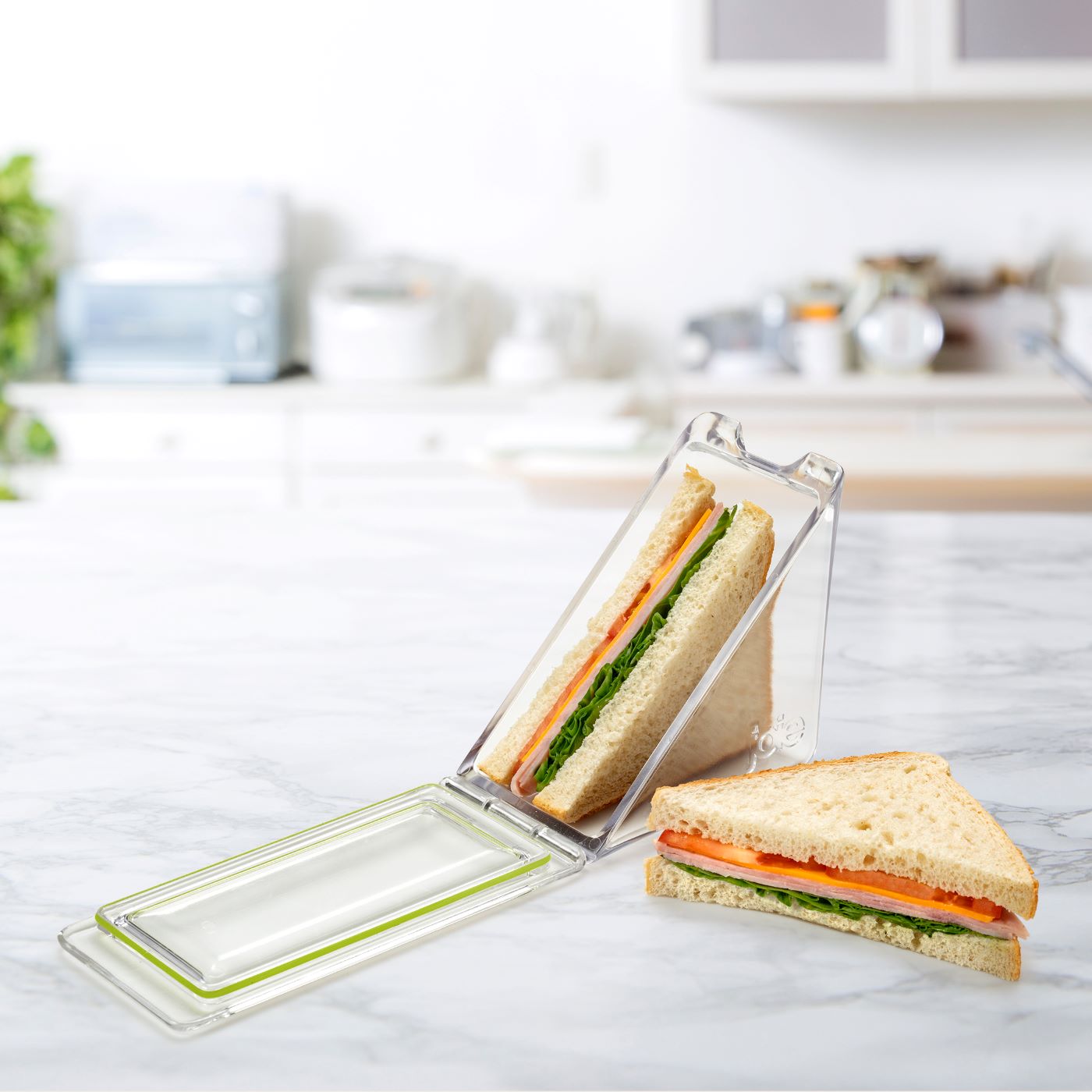 Joie Boite à Sandwich Triangulaire et Transparente en Plastique 5x5po