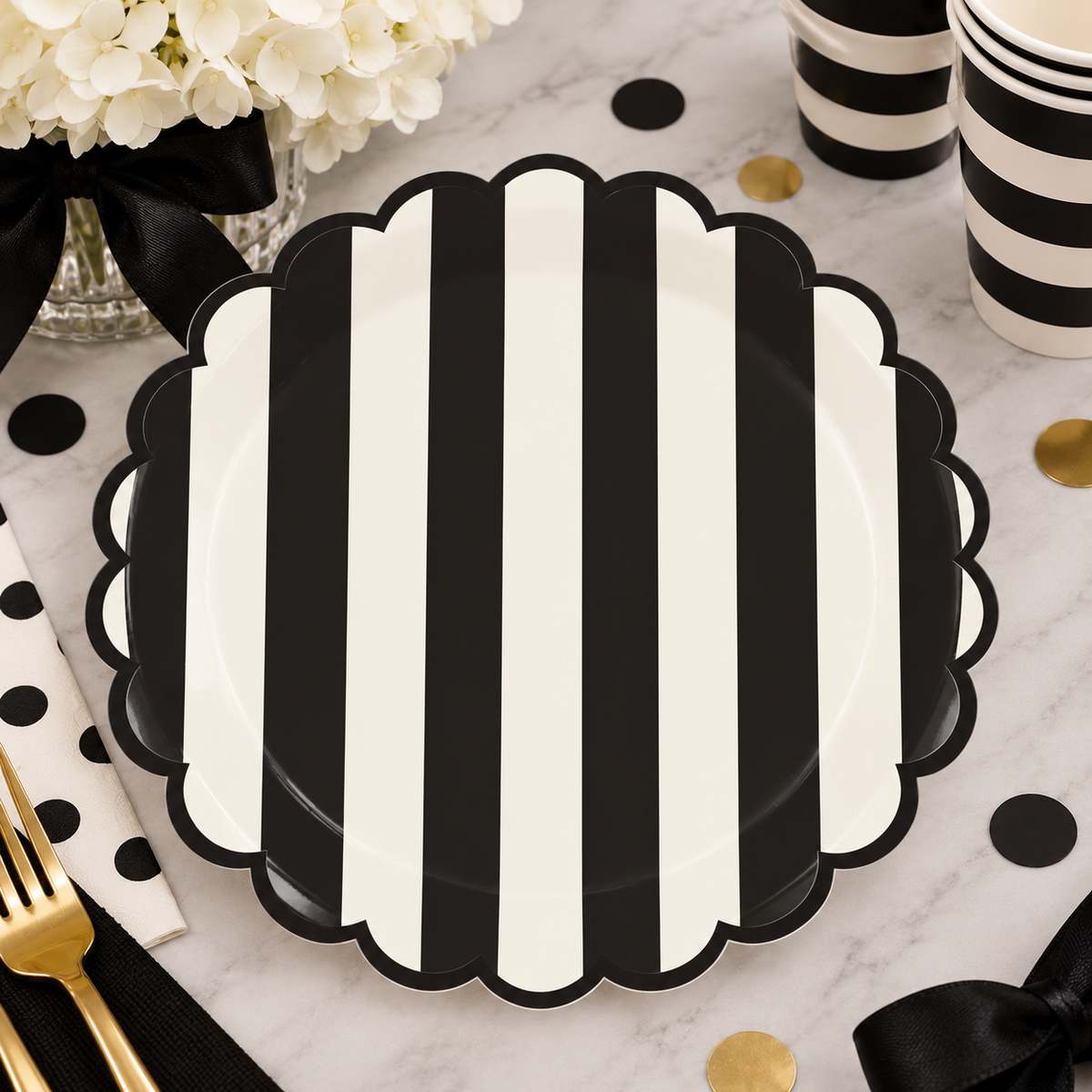 Oui Party Chic Striped 8 Paper Plates 9in